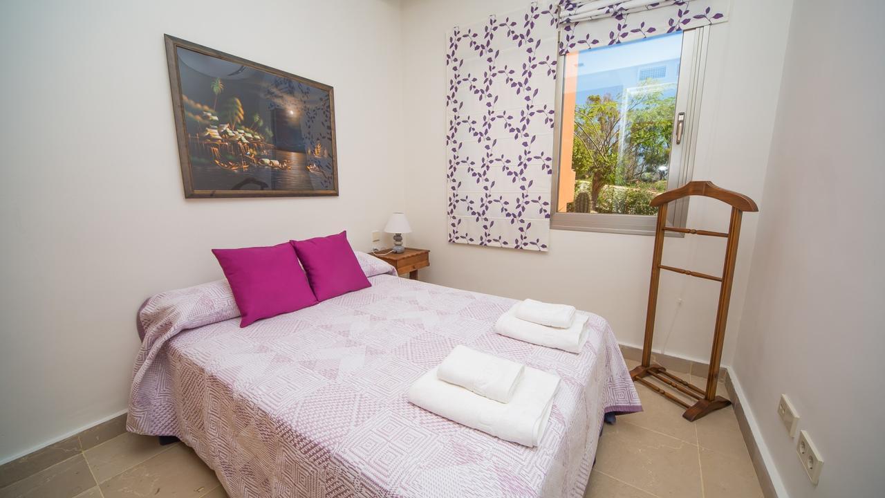 Magna Manilva 2 Villa ภายนอก รูปภาพ