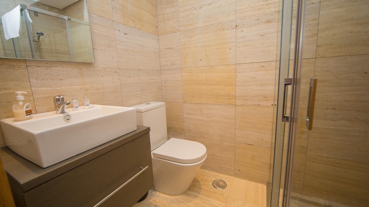 Magna Manilva 2 Villa ภายนอก รูปภาพ