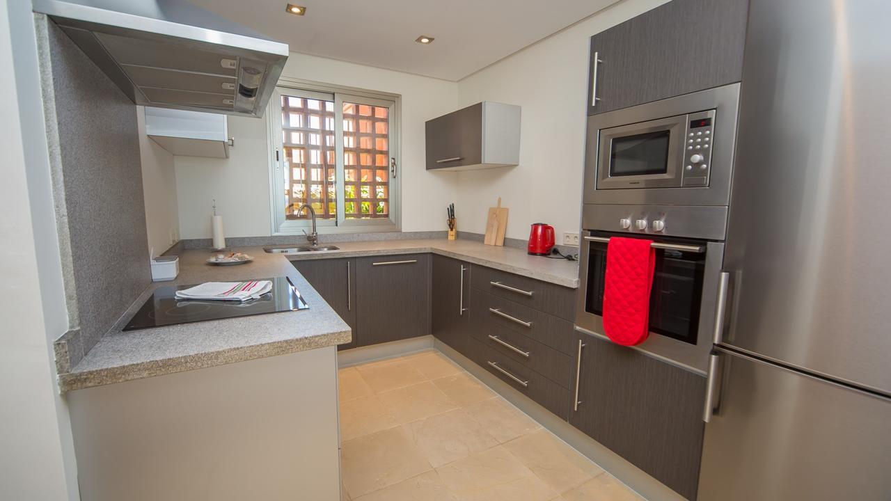 Magna Manilva 2 Villa ภายนอก รูปภาพ